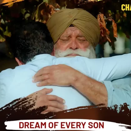 yograj singh hugging his son in a movie